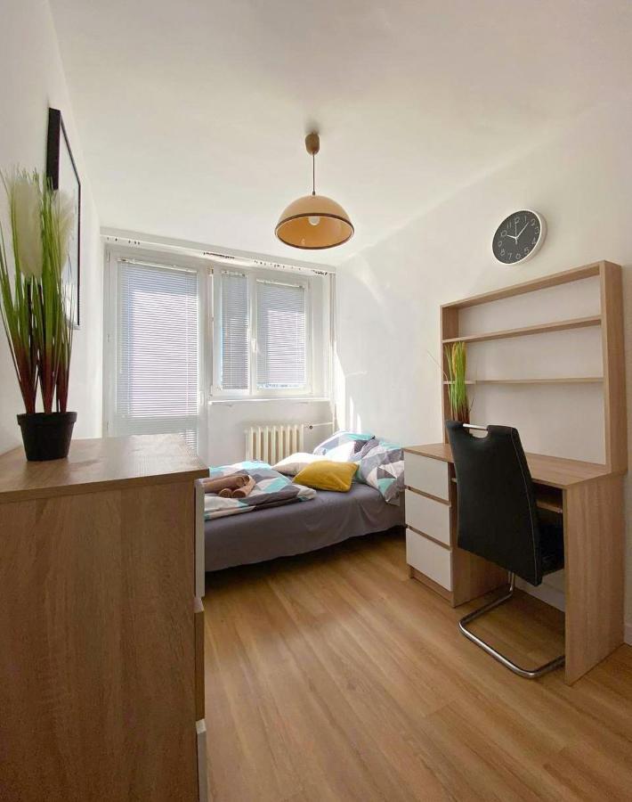 Bright Room №2 Grzybowska 9 Warsaw Exterior photo